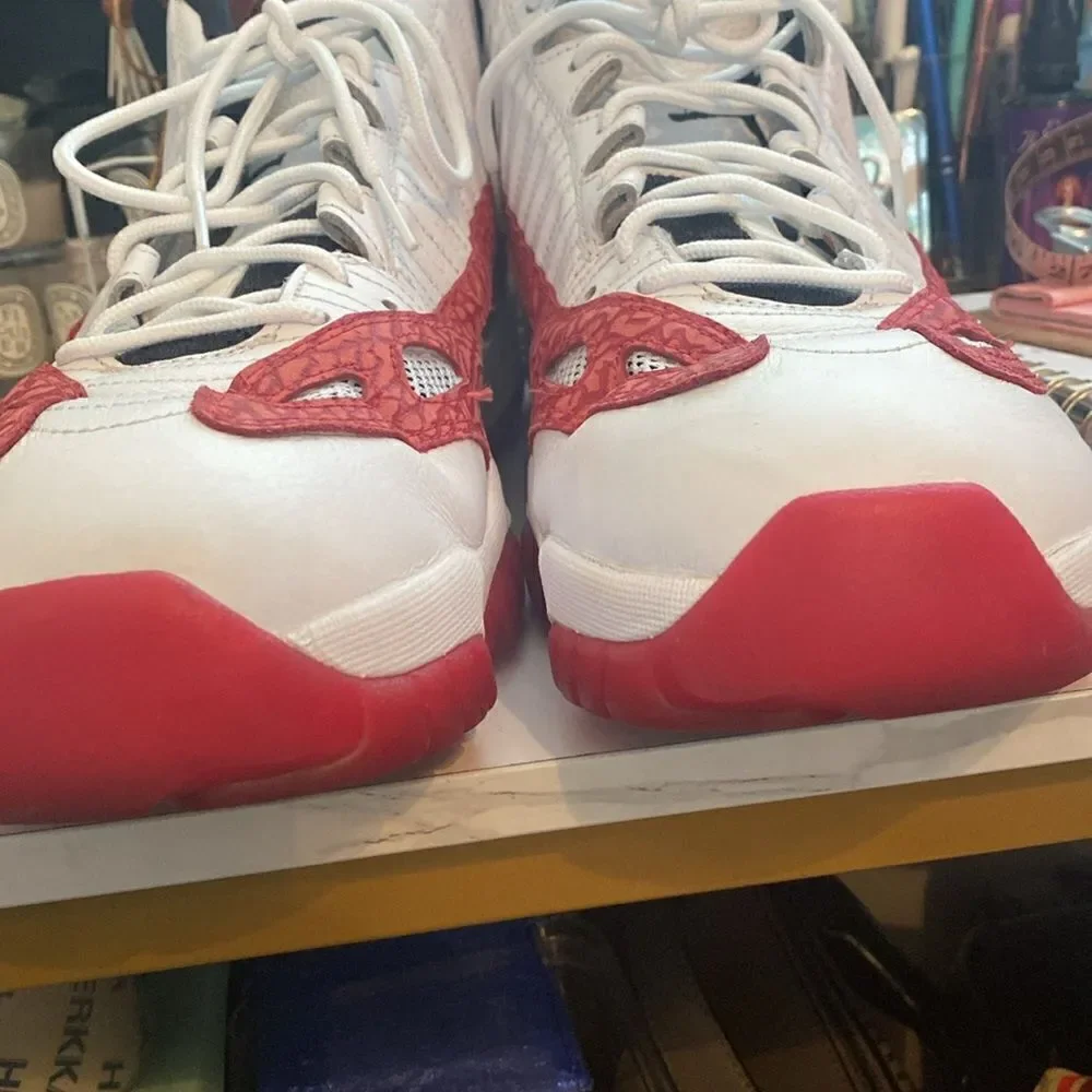 Rare EUC 2017 Mens Air Jordan 11 Retro Low IE GS White Gym Red Sneaker Shoes 18